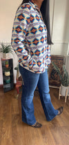 White shield Pullover